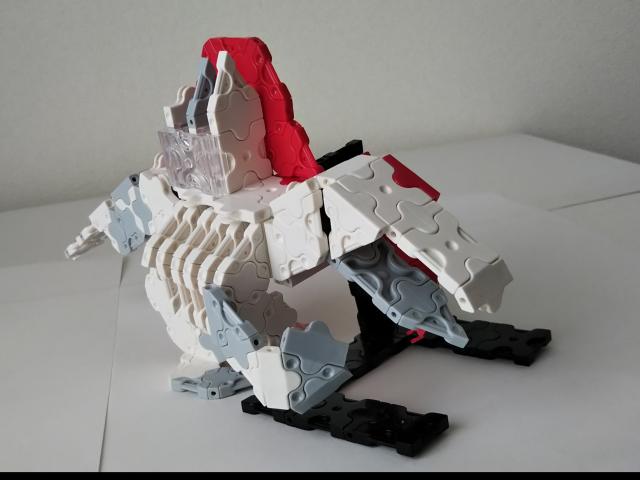 スピノサウルスの模型